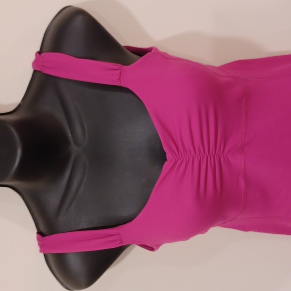 Lululemon Aria Tank II in "Raspberry"- Sz. 6 - Picture 9 of 12